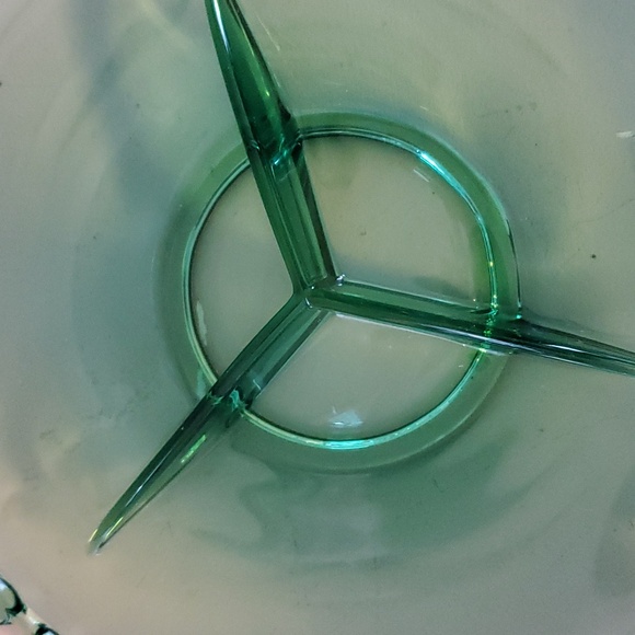 Emerald Green Divided Imperial Glass Candlestick Style Plate. - Picture 3 of 6